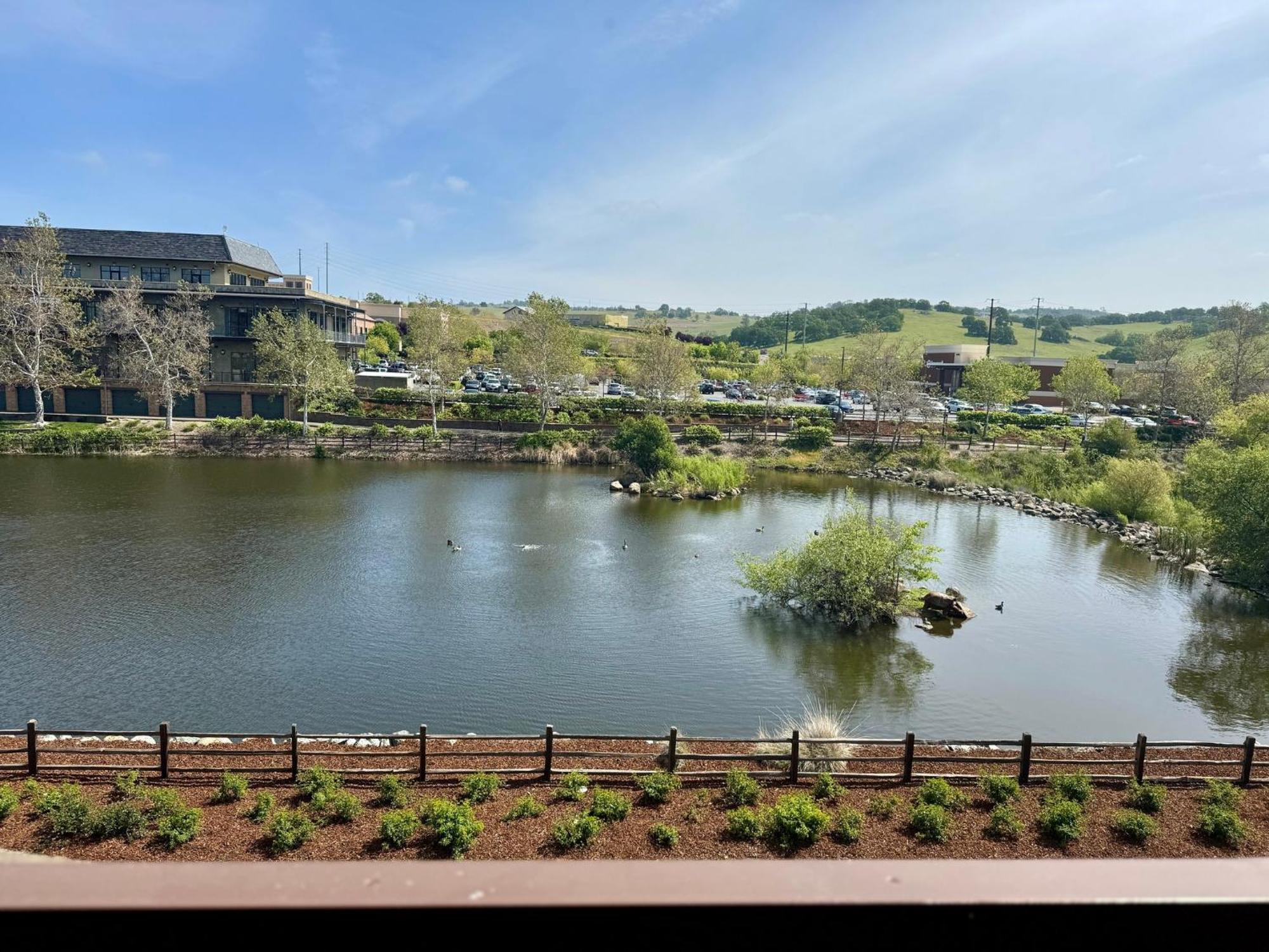 Holiday Inn Express Hotel & Suites El Dorado Hills By Ihg Εξωτερικό φωτογραφία